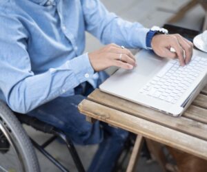 Tips for Individuals with Disabilities Pursuing the Digital Nomad Lifestyle
